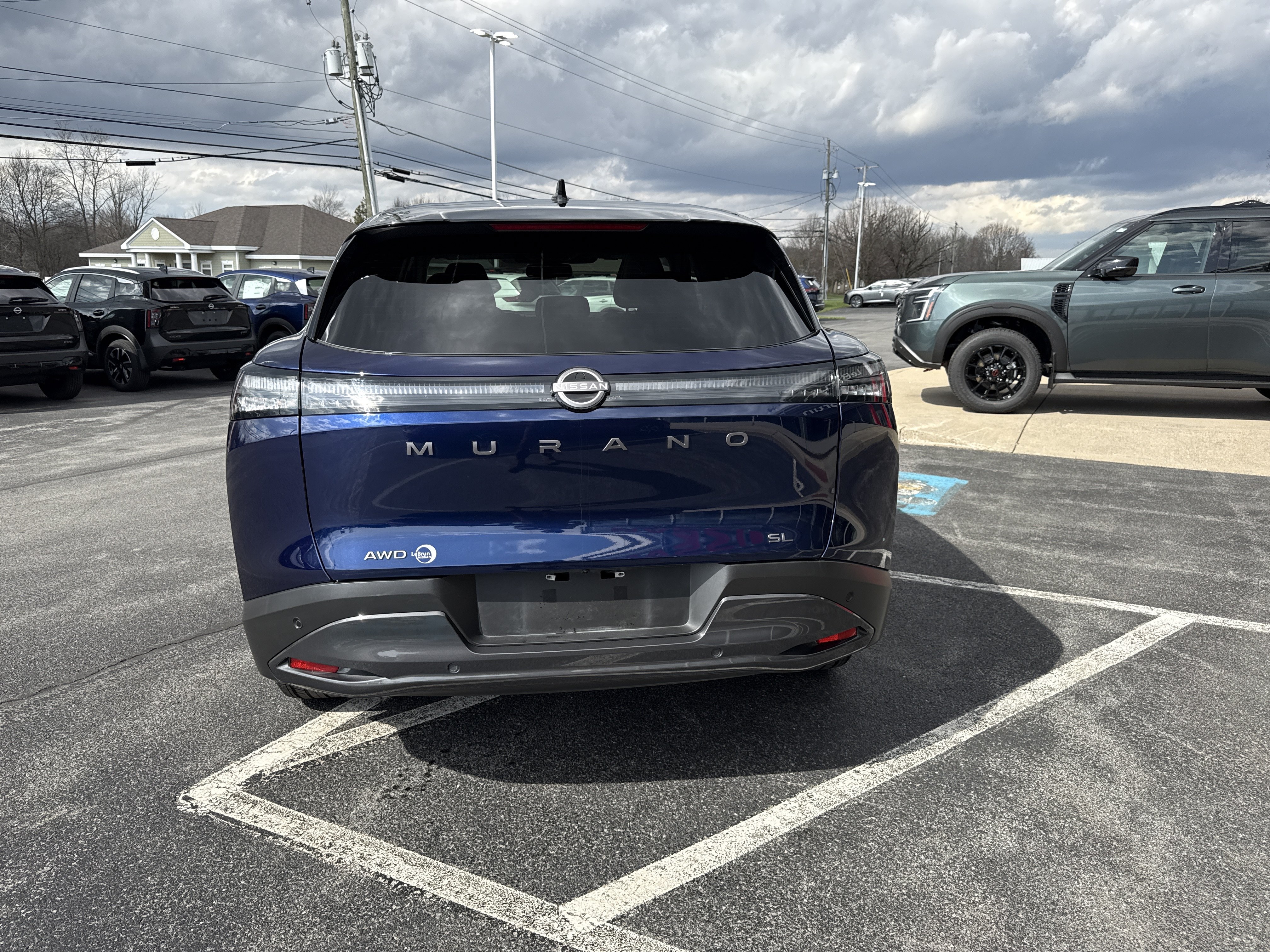 Used 2025 Nissan Murano SL AWD/4WD image 14