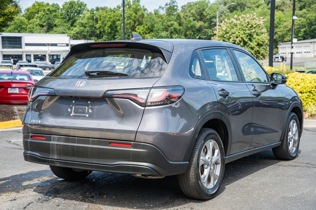 Used 2023 Honda HR-V LX image 4