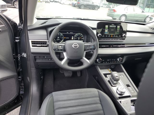 New 2026 Nissan Rogue SL AWD/4WD image 13