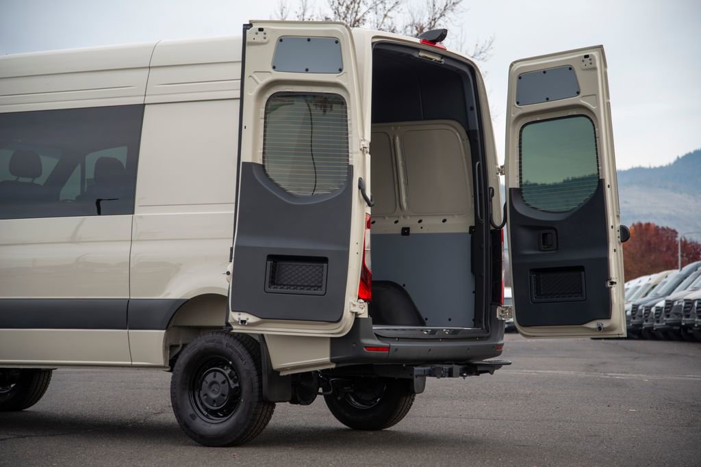 New 2026 Mercedes-Benz Sprinter 2500 image 10