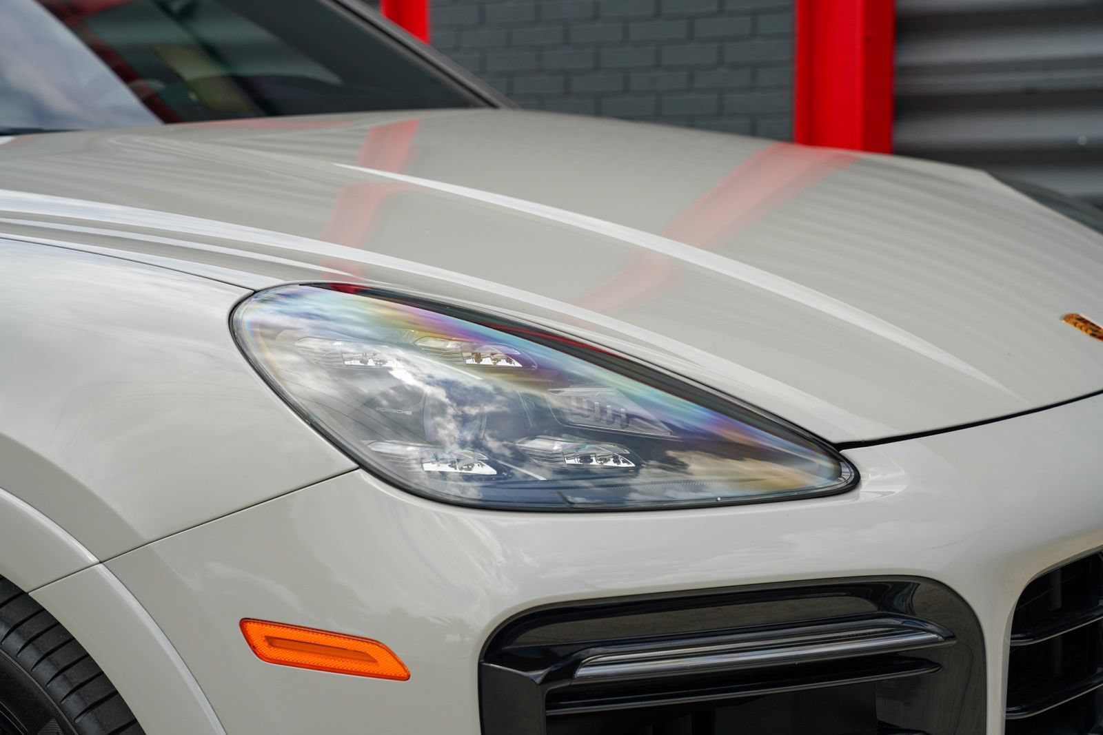 Used 2023 Porsche Cayenne GTS AWD/4WD image 3
