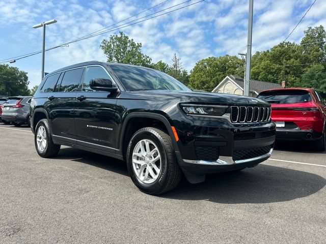 Used 2025 Jeep Grand Cherokee L Laredo AWD/4WD image 21