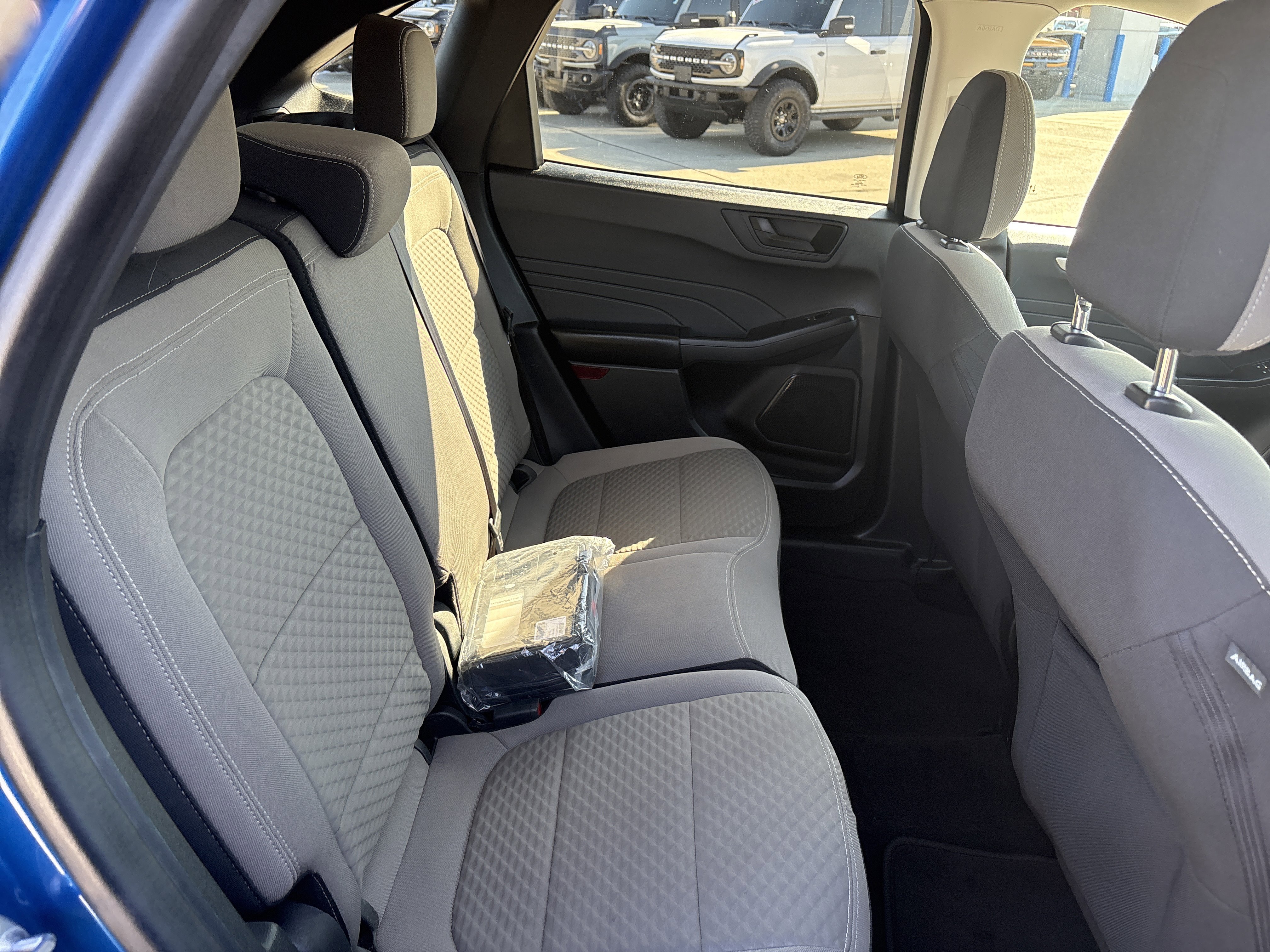 Used 2022 Ford Escape SE image 7