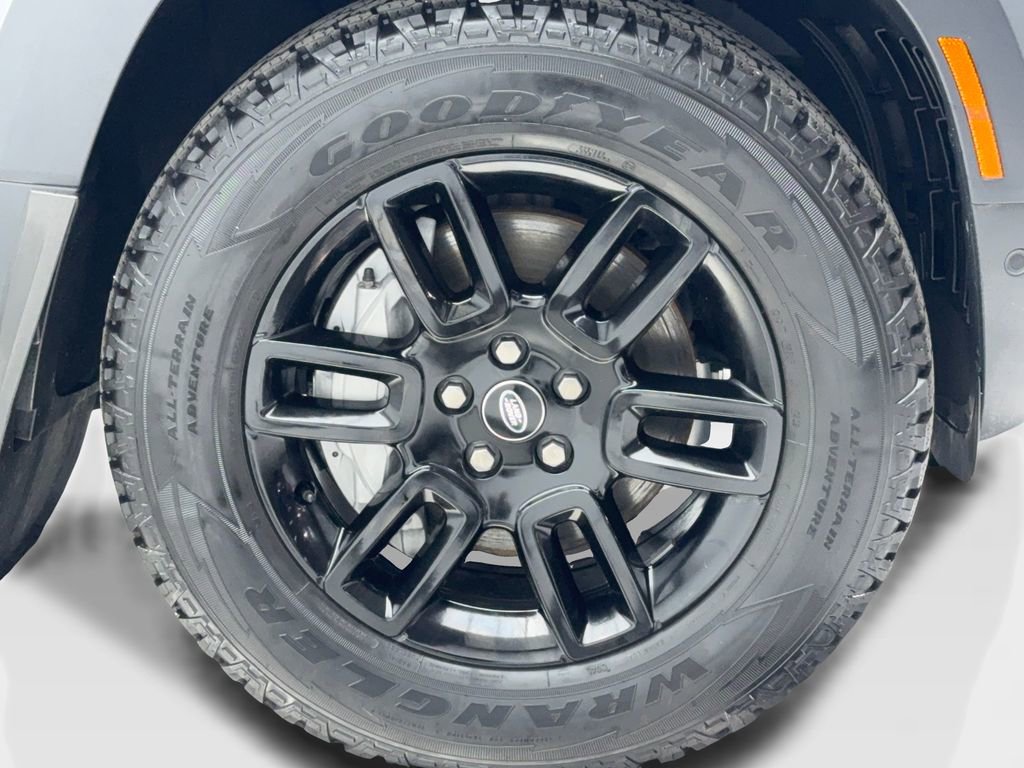Used 2022 Land Rover Defender 110 SE AWD/4WD image 53