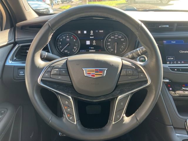 Used 2020 Cadillac XT5 Premium Luxury image 12