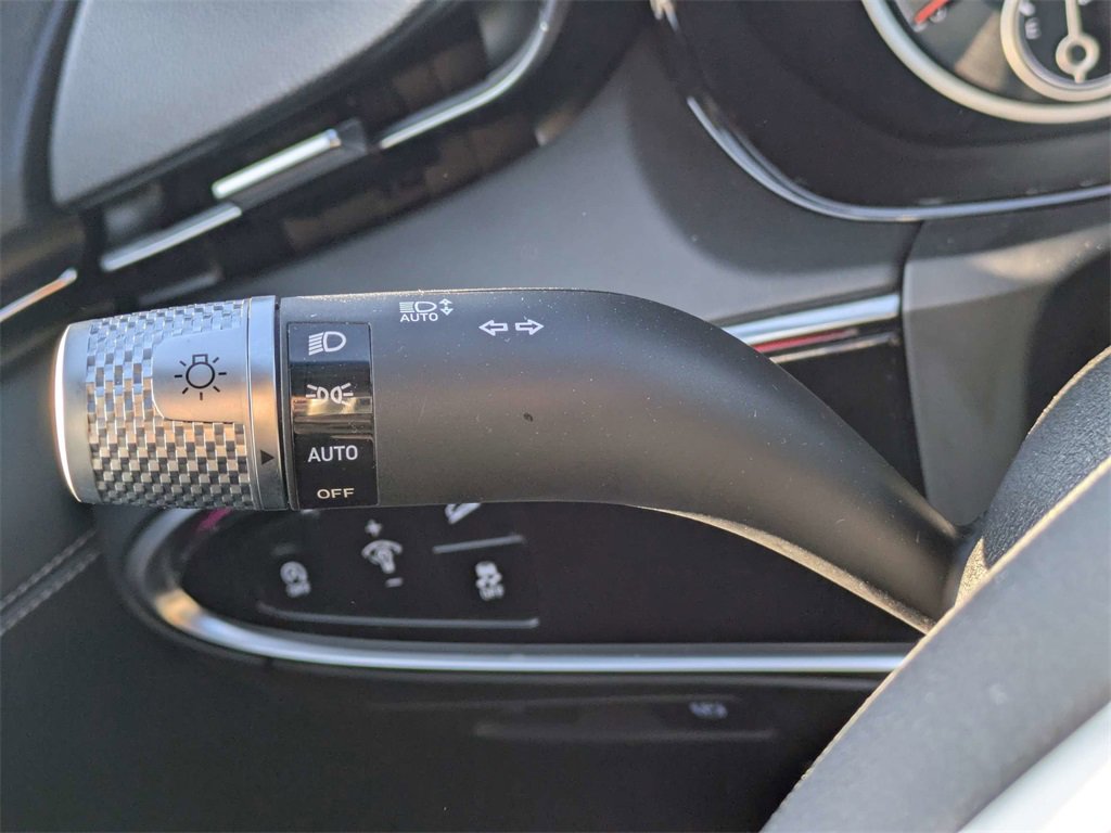 Used 2025 Genesis GV70 3.5T Sport image 31