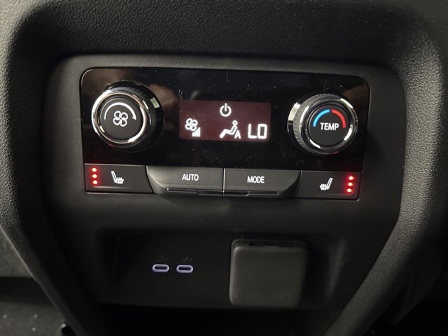 New 2026 Chevrolet Traverse RS image 26