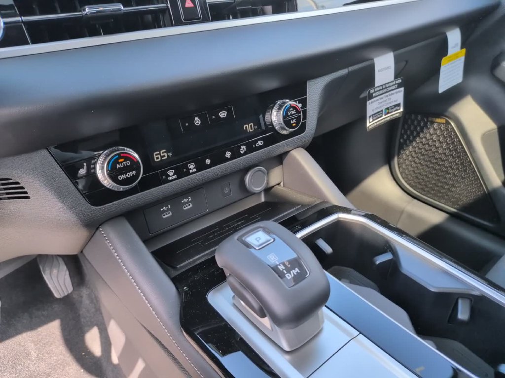 New 2026 Mitsubishi Outlander SE AWD/4WD image 25