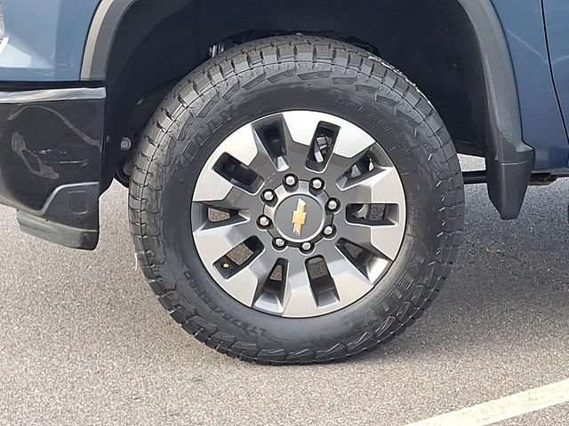 Used 2024 Chevrolet Silverado 2500 Custom w/ Custom Convenience Package AWD/4WD image 26