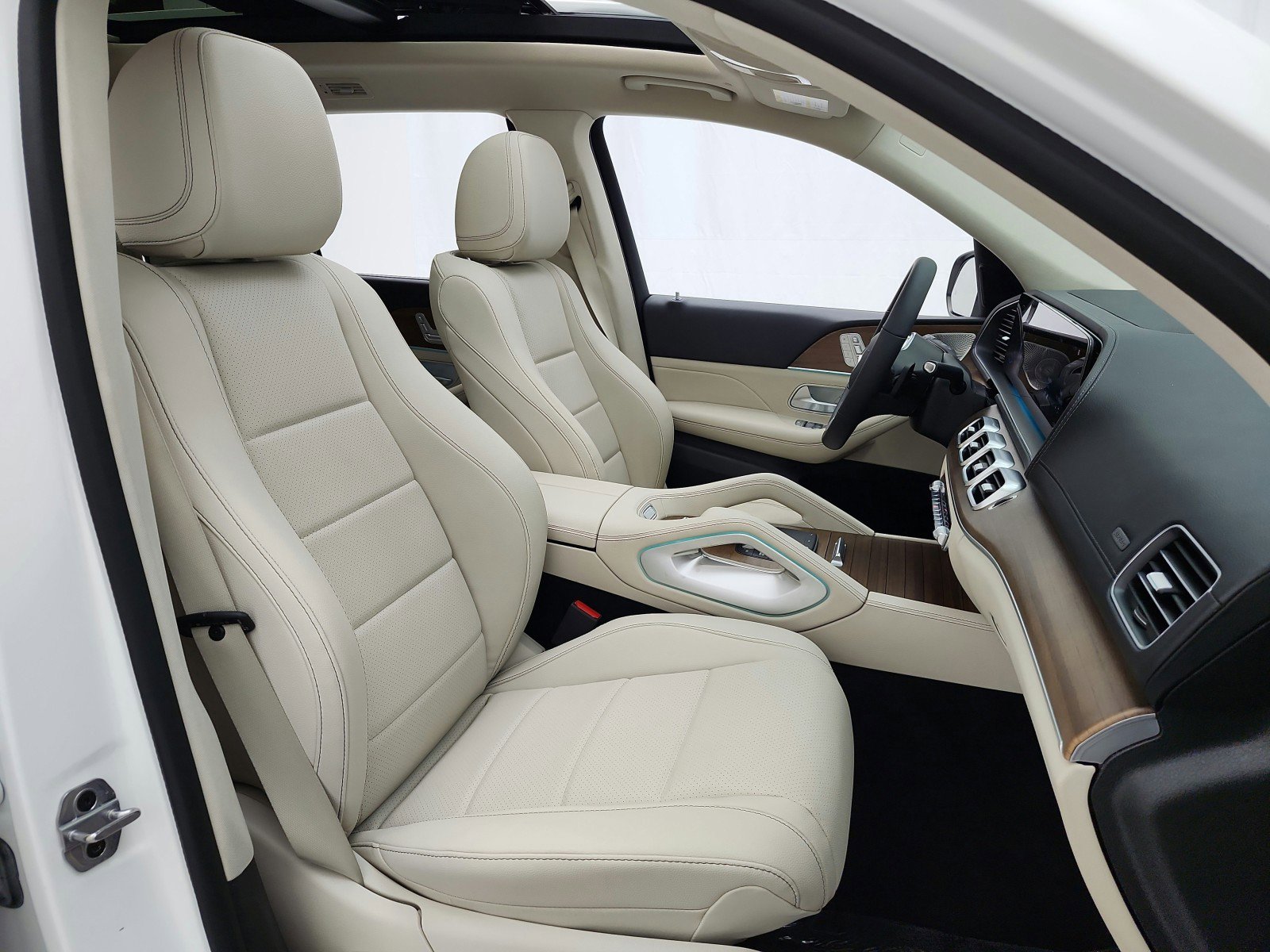 Certified 2022 Mercedes-Benz GLS 450 4MATIC image 24