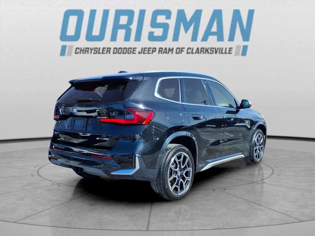 Used 2024 BMW X1 xDrive28i w/ Convenience Package image 3