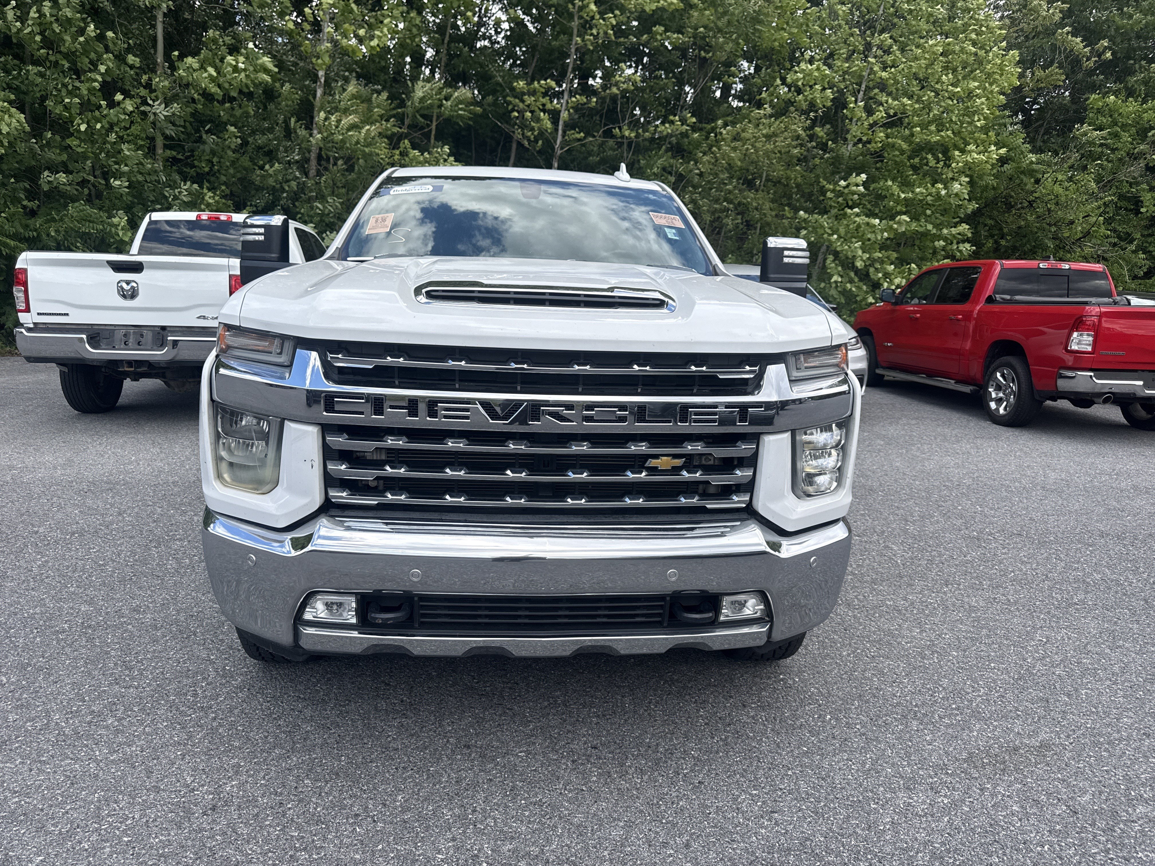 Used 2022 Chevrolet Silverado 2500 LTZ w/ Safety Package AWD/4WD image 1