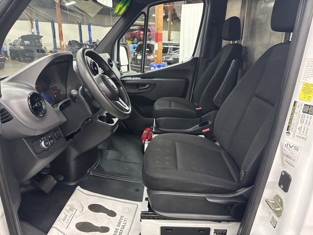 Used 2019 Freightliner Sprinter 2500 image 5