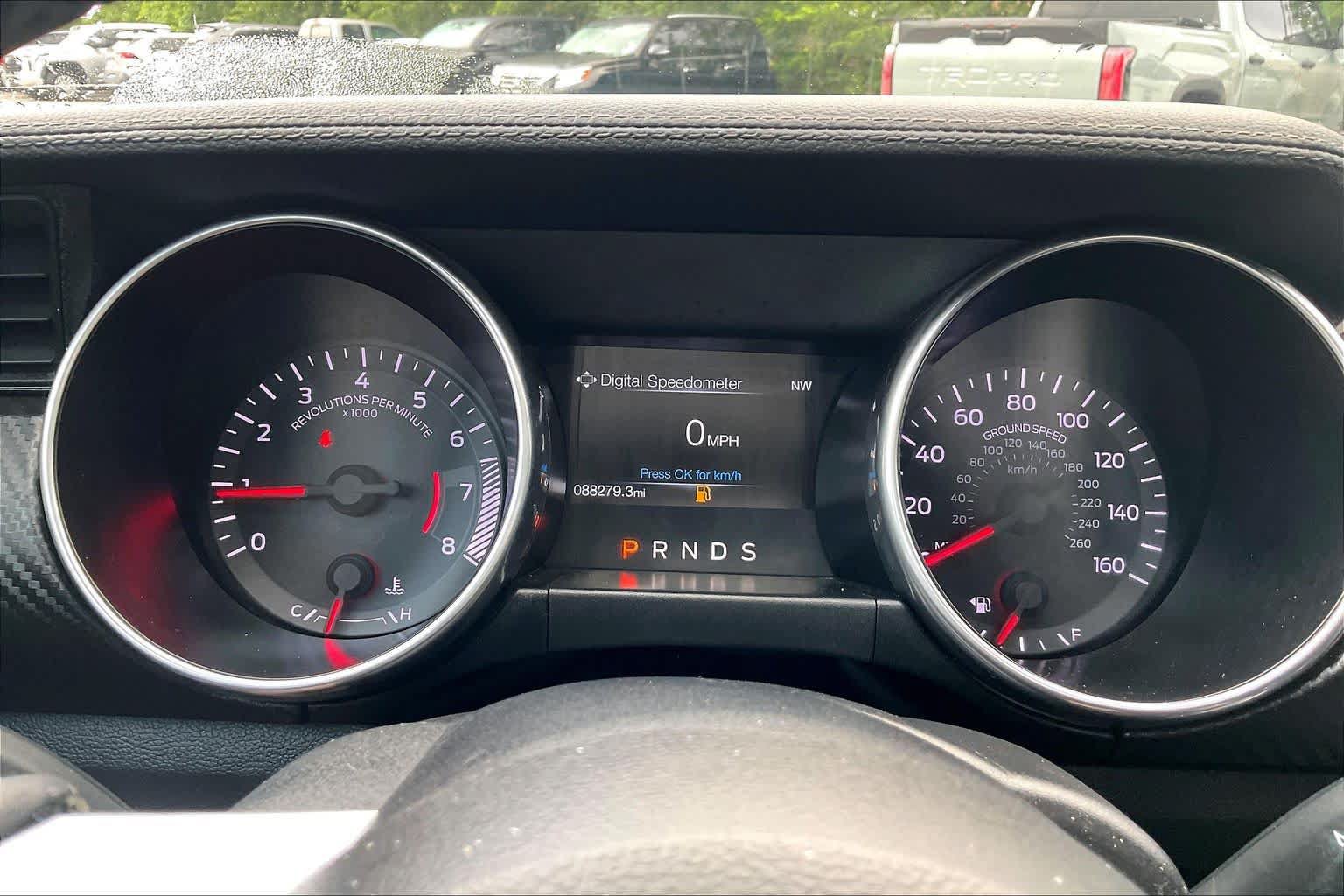 Used 2018 Ford Mustang Coupe RWD image 24