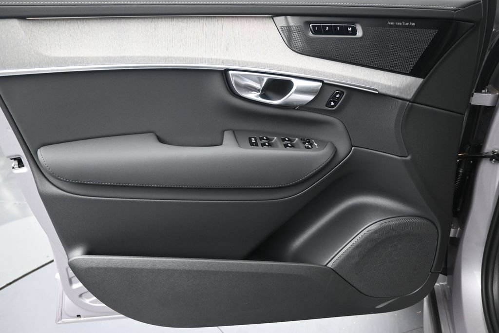New 2026 Volvo XC90 B5 Ultra AWD/4WD image 10