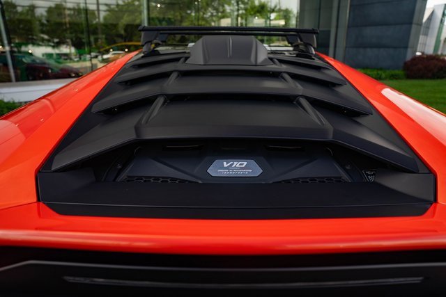 Used 2023 Lamborghini Huracan Sterrato image 25