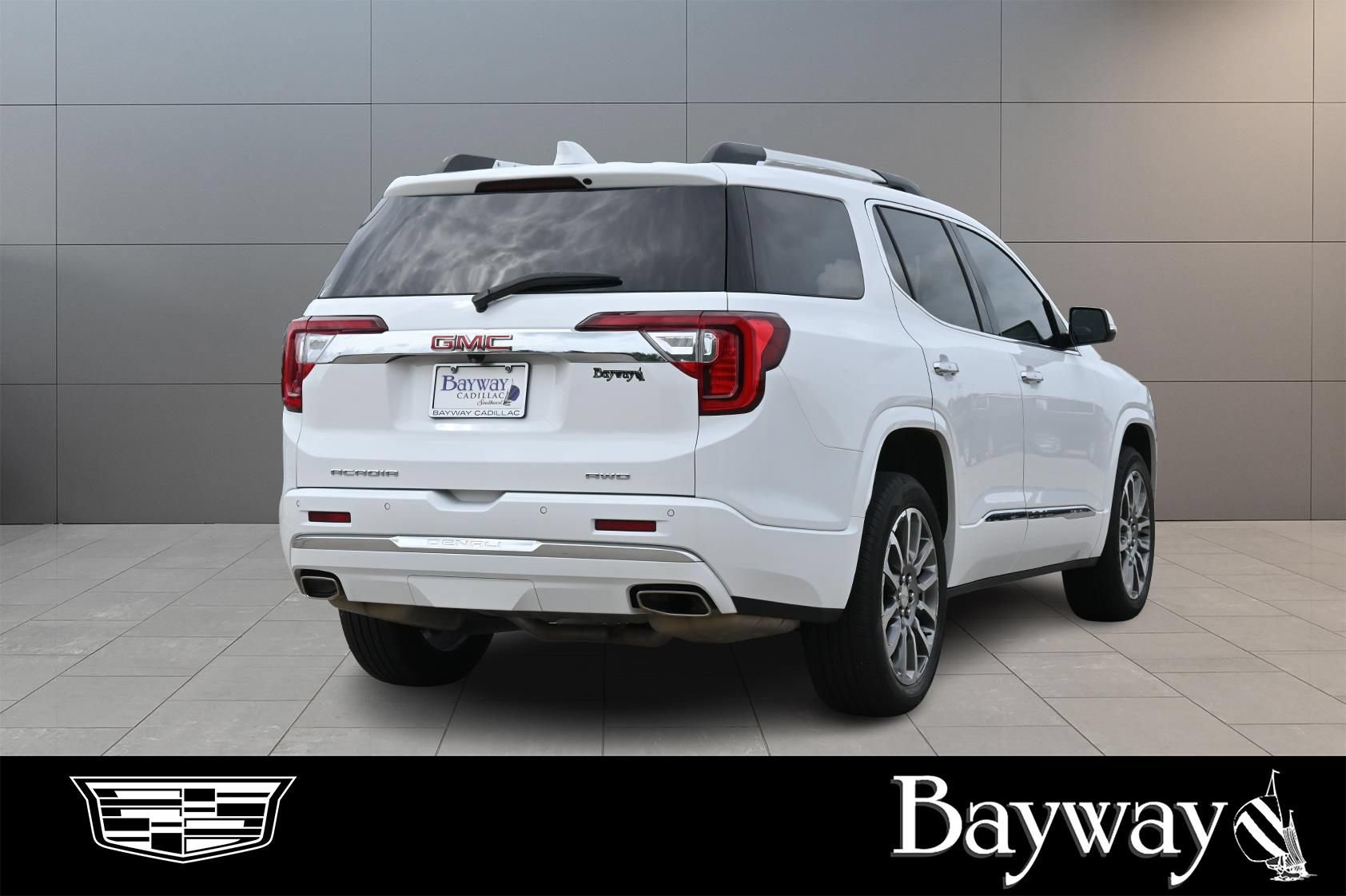 Used 2023 GMC Acadia Denali AWD/4WD image 6