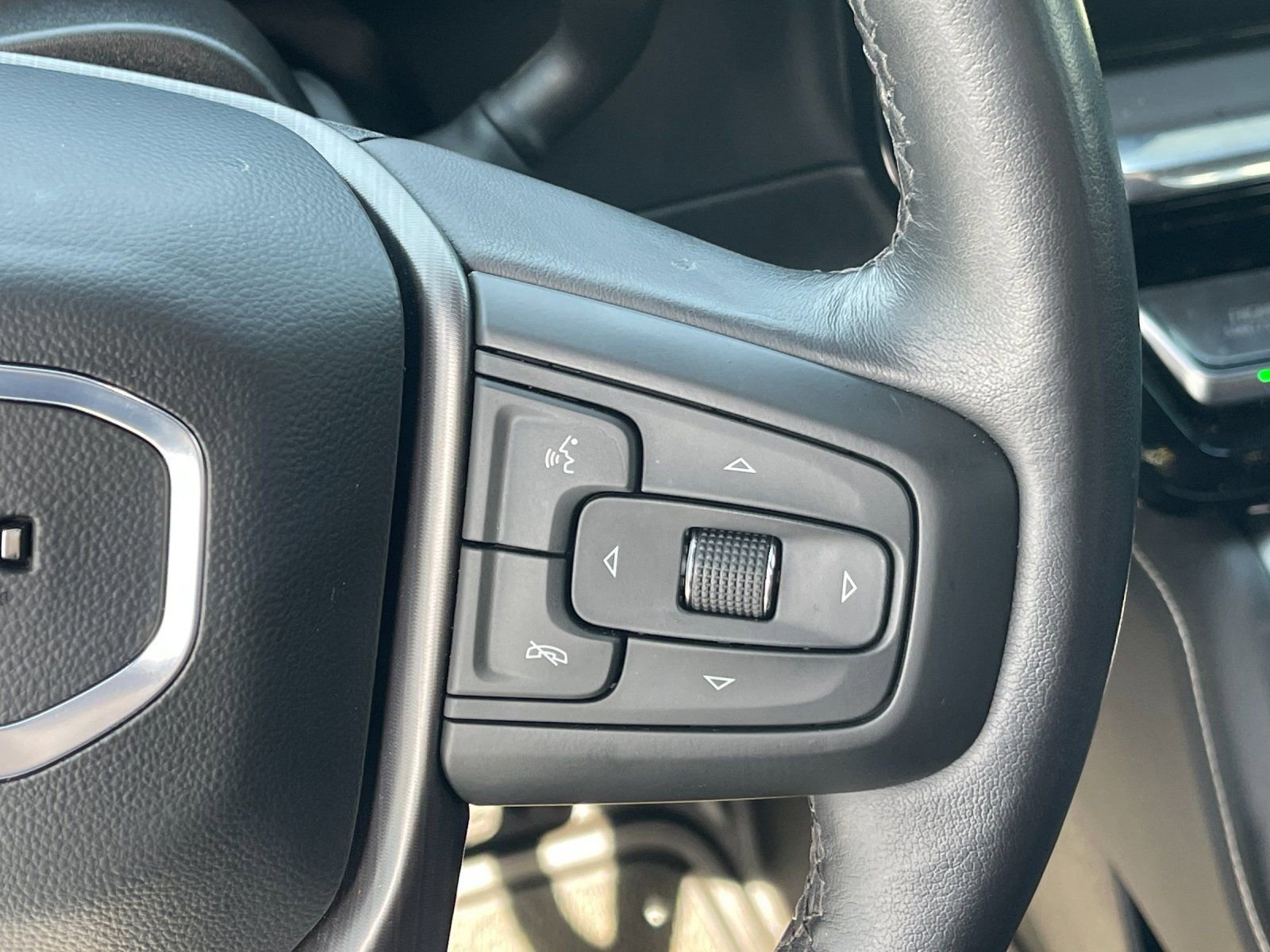 Used 2024 GMC Sierra 3500 Denali Ultimate image 28