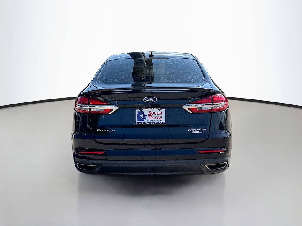Used 2019 Ford Fusion Titanium AWD/4WD image 6