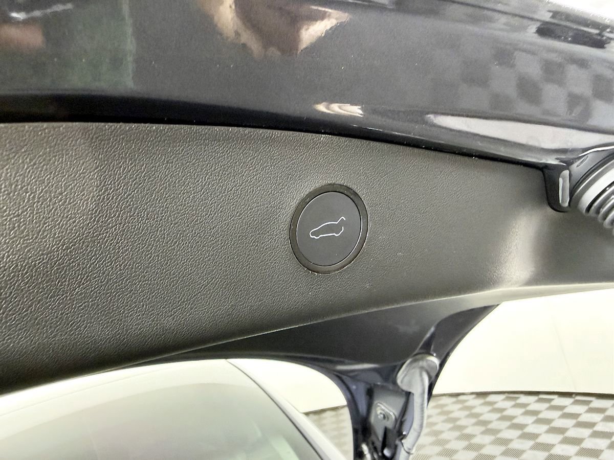 Used 2021 Tesla Model 3 Standard Range Plus image 13