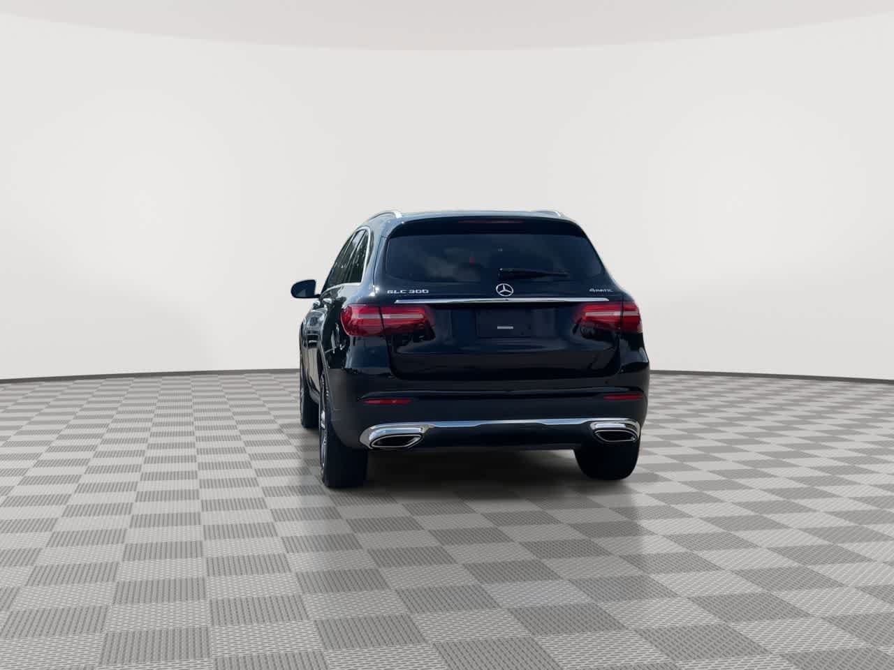 Used 2019 Mercedes-Benz GLC 300 4MATIC image 7