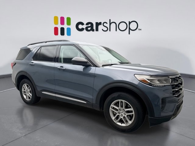 Used 2025 Ford Explorer Active AWD/4WD image 7