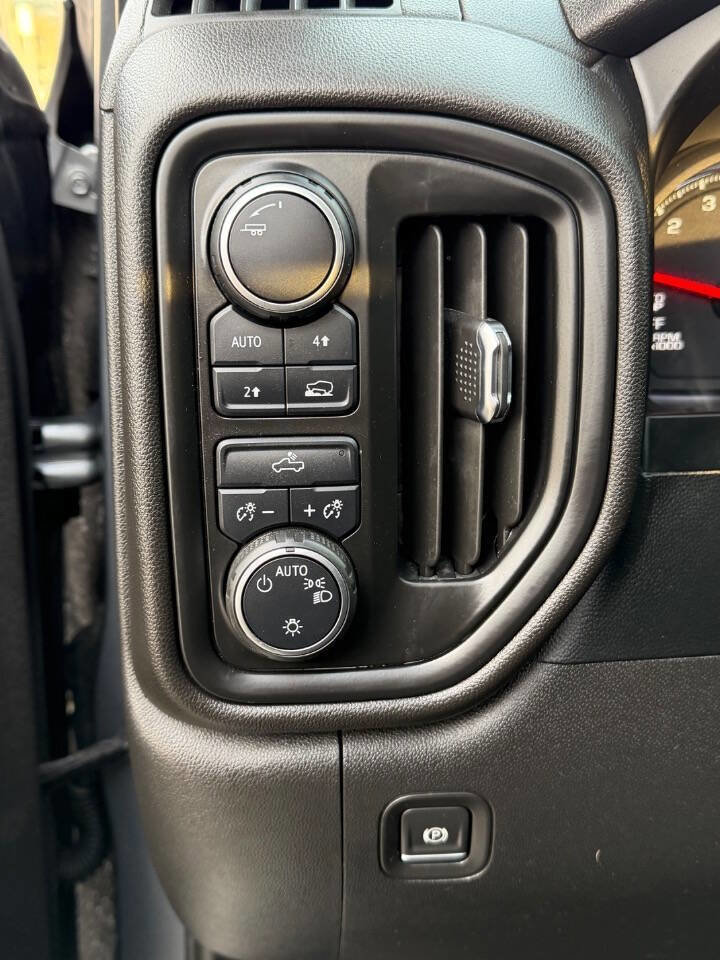 Used 2022 Chevrolet Silverado 1500 Custom image 11