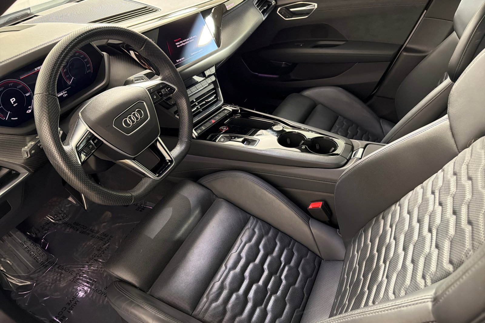 Used 2024 Audi e-tron GT Premium Plus image 9