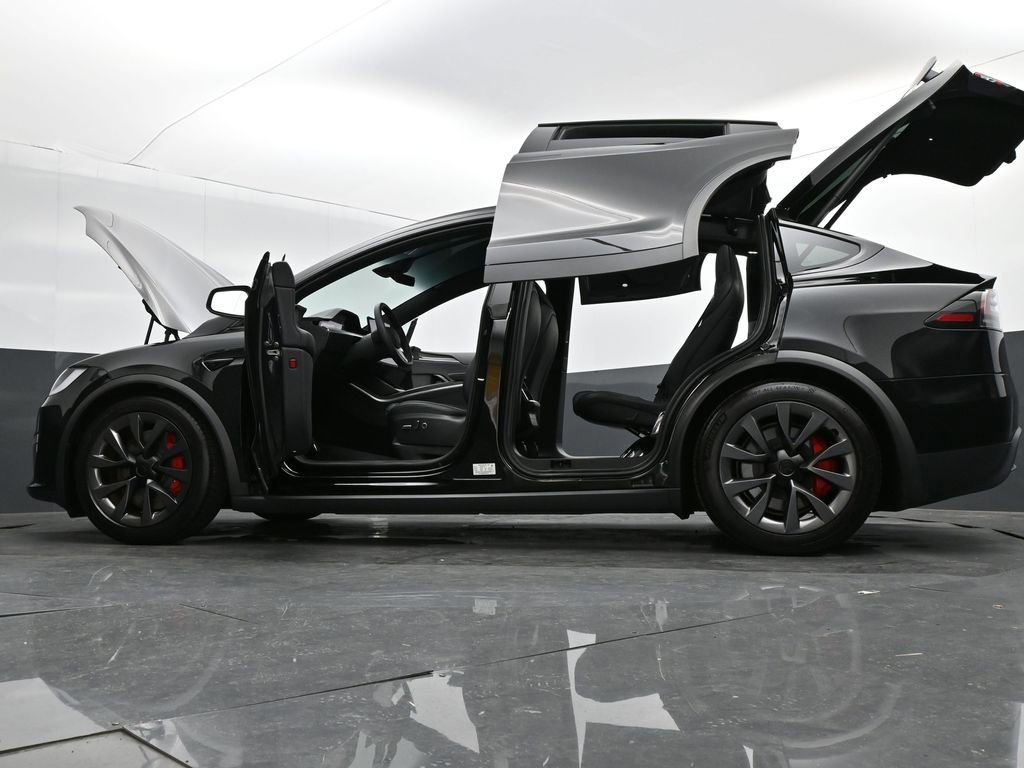 Used 2023 Tesla Model X Plaid image 43