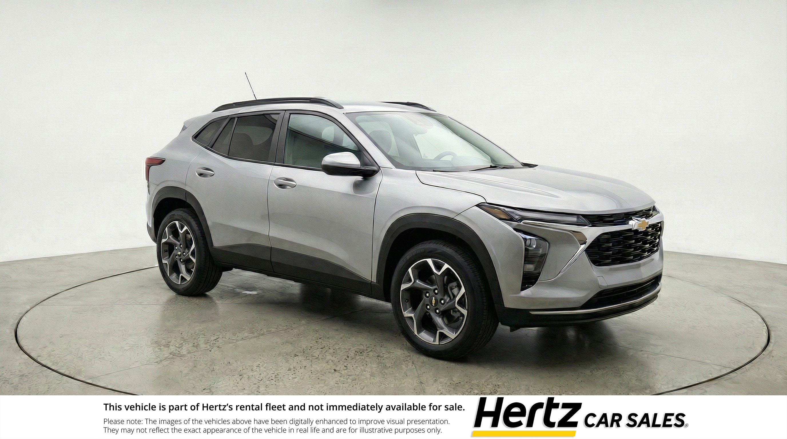 Used 2025 Chevrolet Trax LT image 1