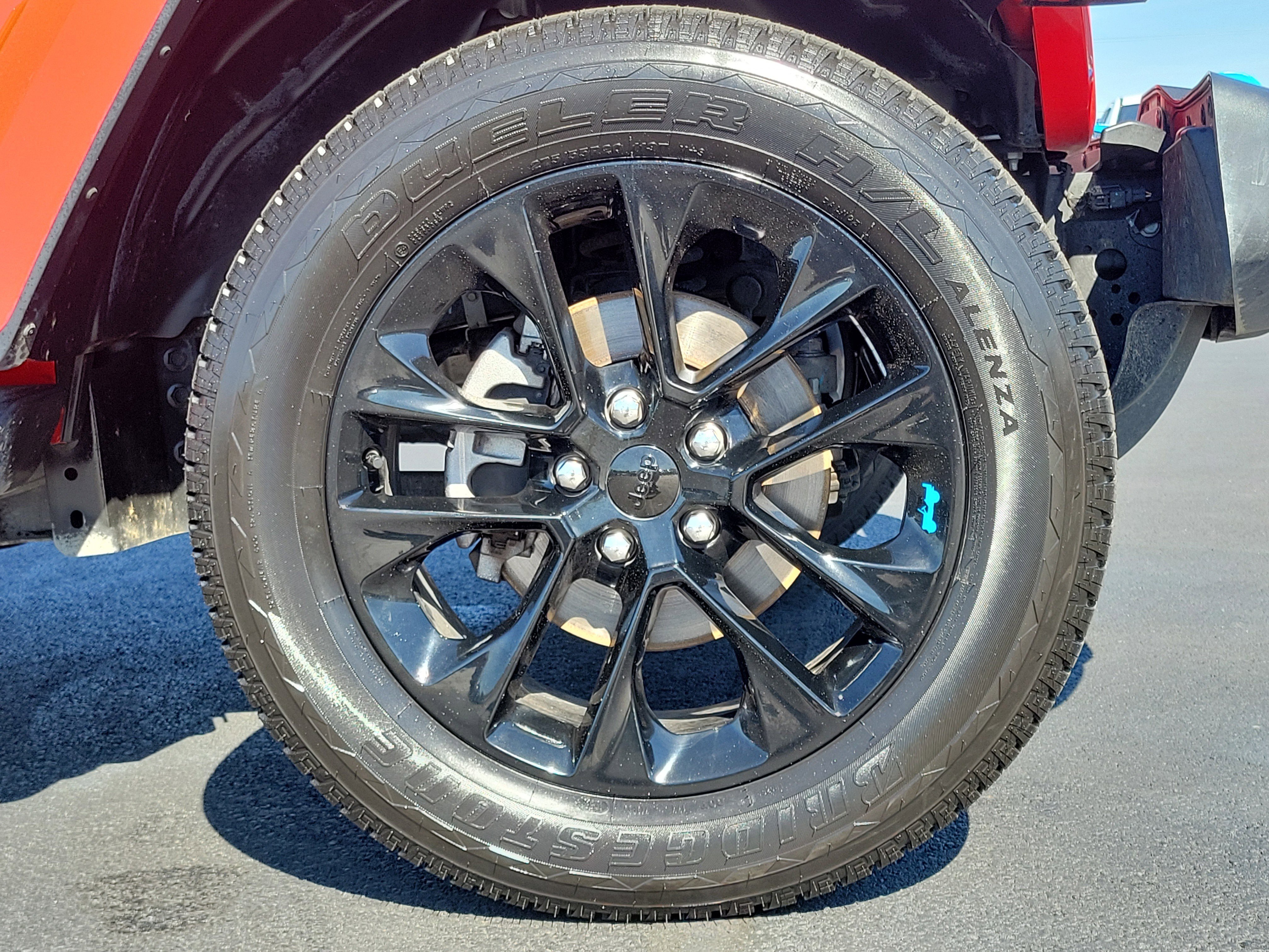 Used 2023 Jeep Wrangler Sahara image 5