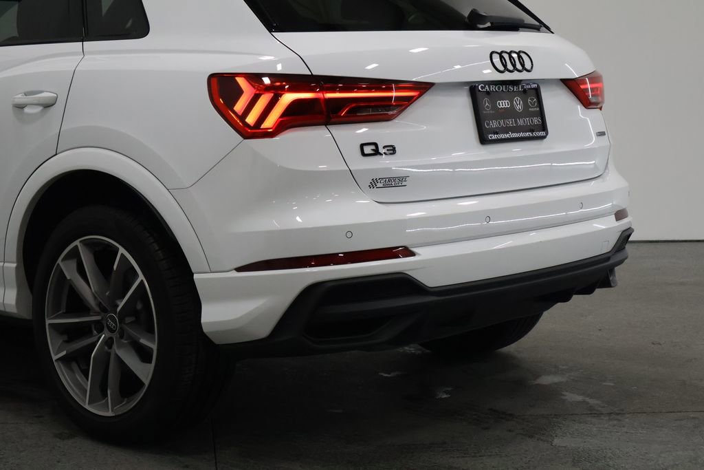 Used 2024 Audi Q3 2.0T Premium Plus w/ Premium Plus Package image 10