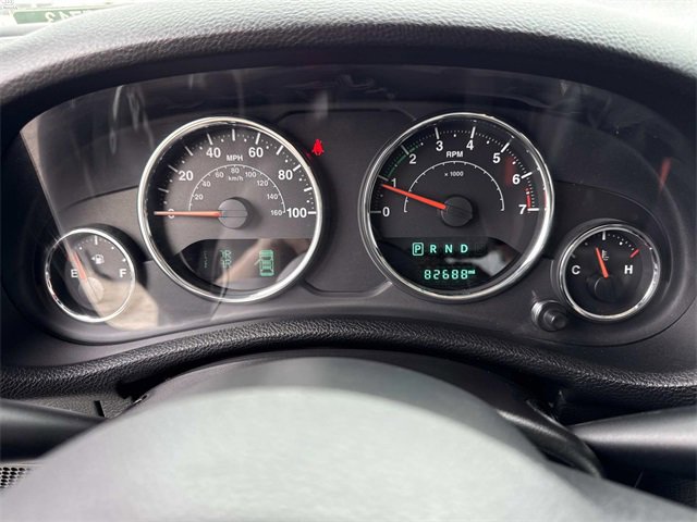 Used 2015 Jeep Wrangler Unlimited Sahara image 26