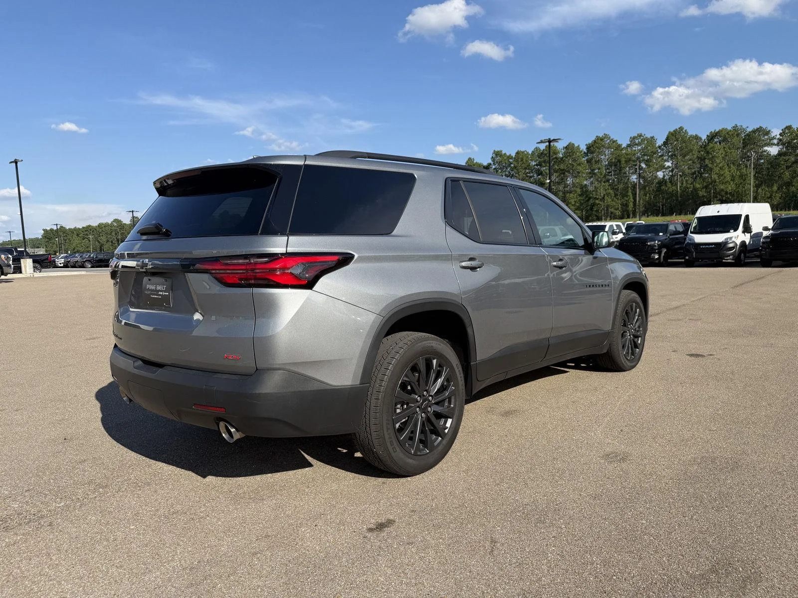Used 2023 Chevrolet Traverse RS AWD/4WD image 6