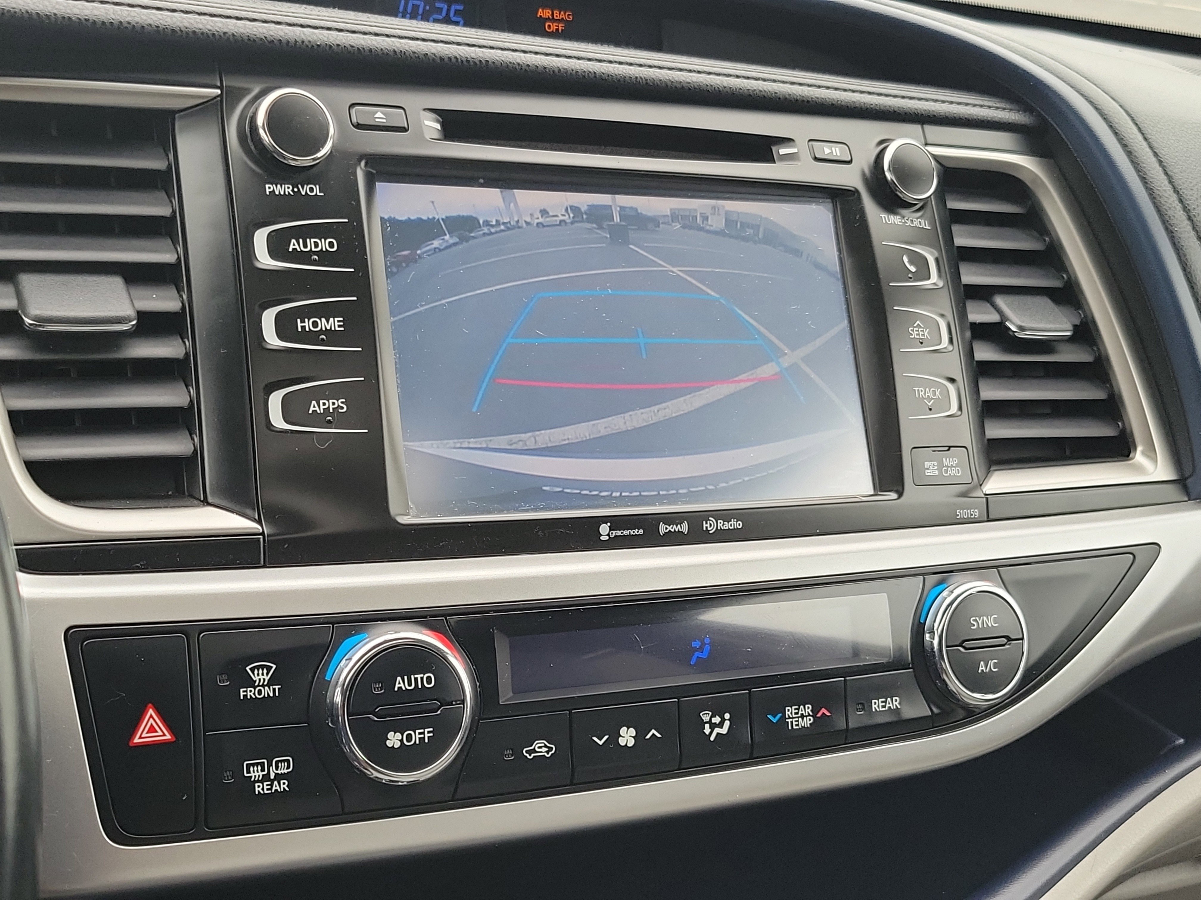 Used 2016 Toyota Highlander XLE AWD/4WD image 27
