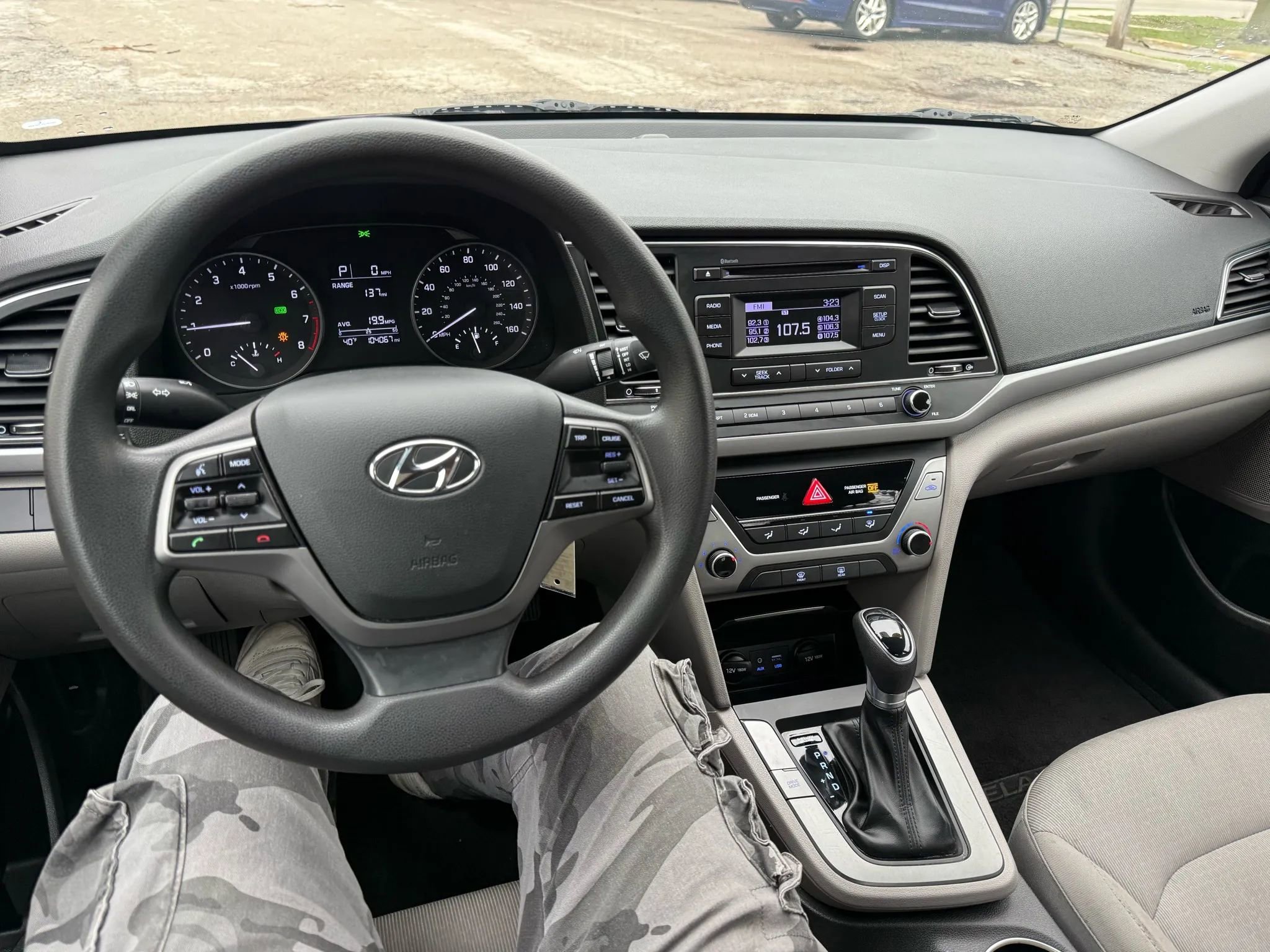 Used 2018 Hyundai Elantra SE image 22