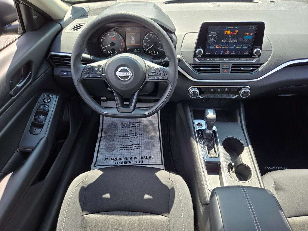 Certified 2025 Nissan Altima 2.5 S FWD image 9