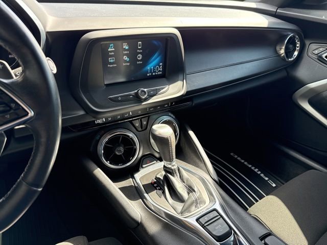 Used 2018 Chevrolet Camaro LT RWD image 17