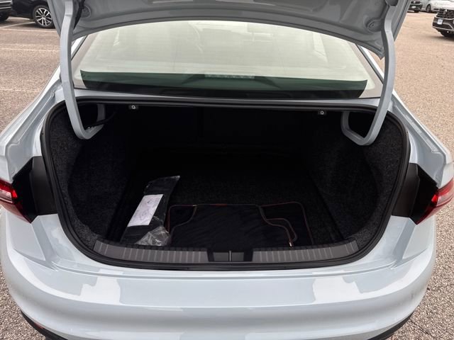 Certified 2025 Volkswagen Jetta GLI Autobahn w/ GLI Black Package image 31