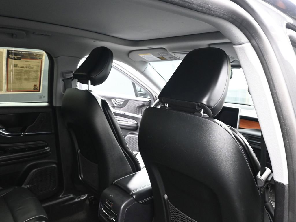 Used 2022 Lincoln Corsair Reserve w/ Elements Package image 12