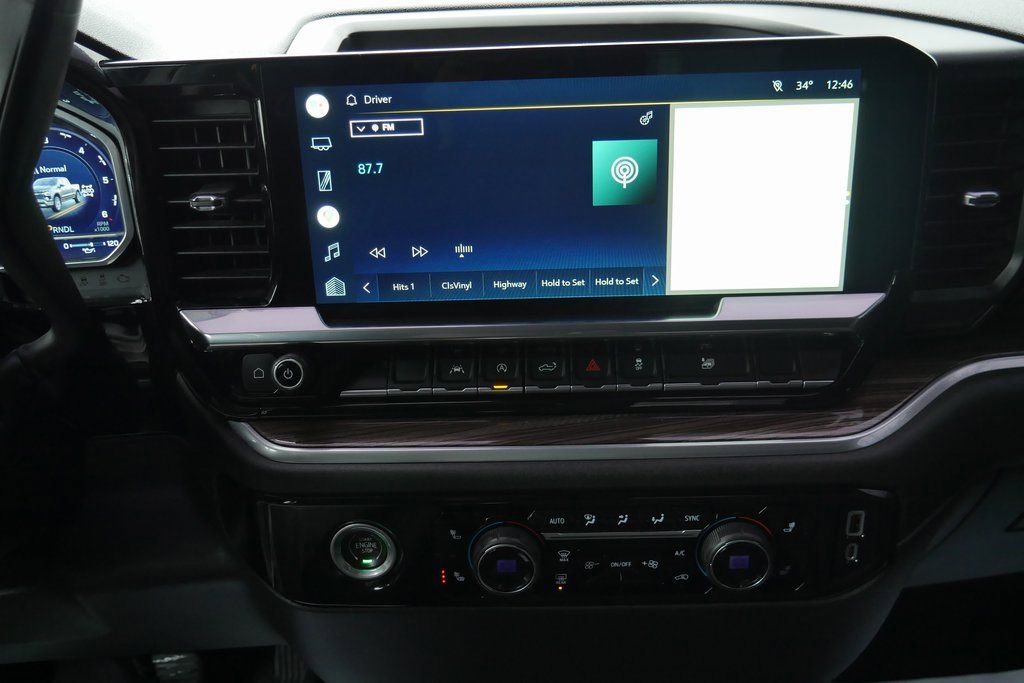 Used 2022 Chevrolet Silverado 1500 RST image 16