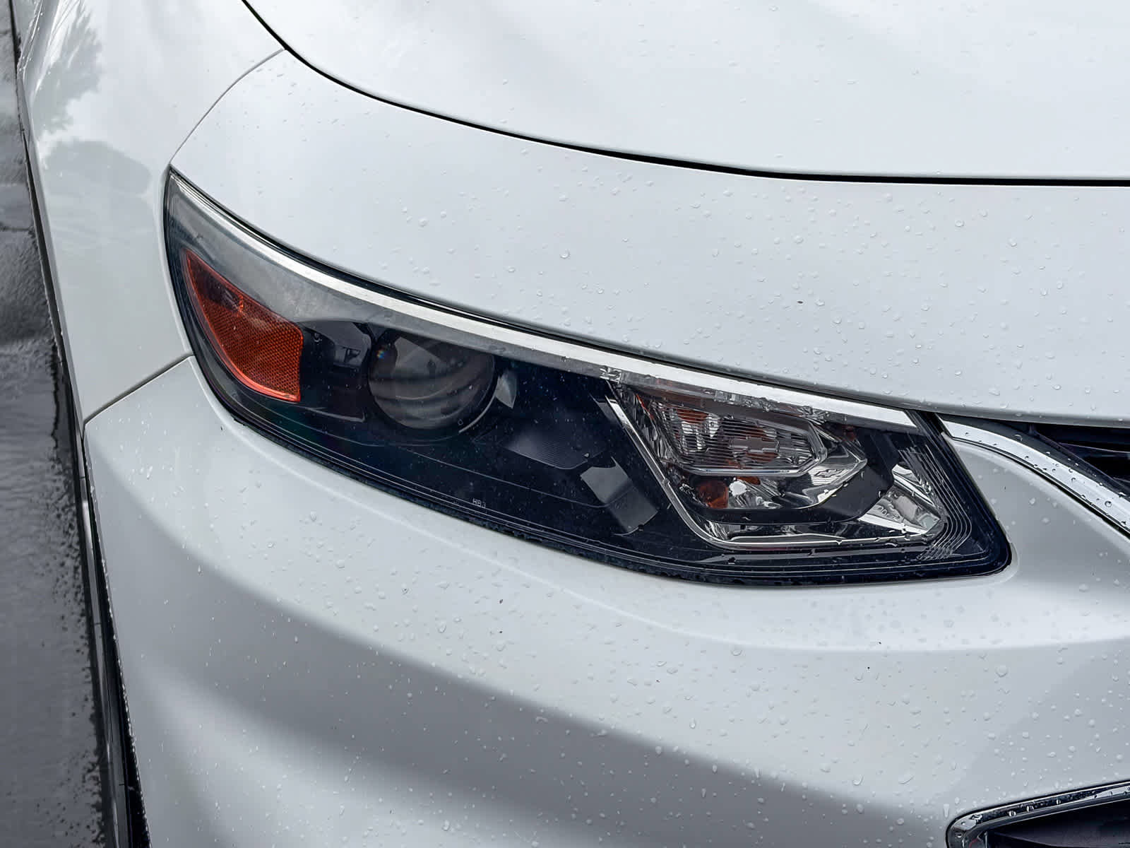 Used 2018 Chevrolet Malibu LT FWD image 7