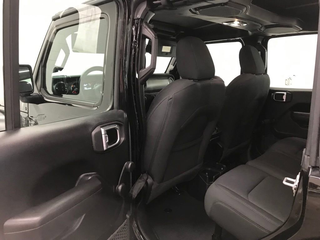 Used 2023 Jeep Wrangler Sport image 21