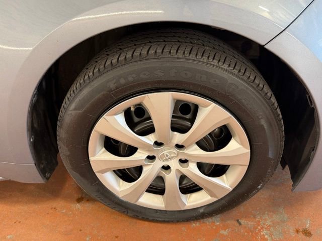 Used 2020 Toyota Corolla LE FWD image 8