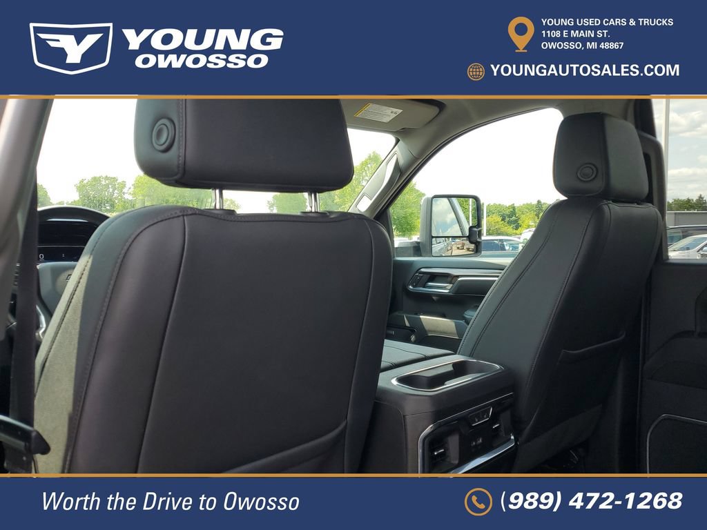 Used 2024 Chevrolet Silverado 2500 LTZ w/ LTZ Convenience Package AWD/4WD image 29