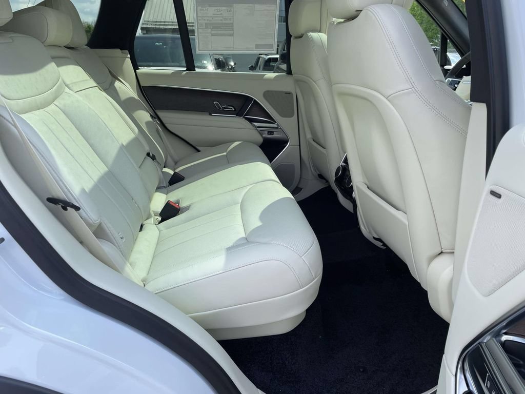 New 2026 Land Rover Range Rover SE AWD/4WD image 21