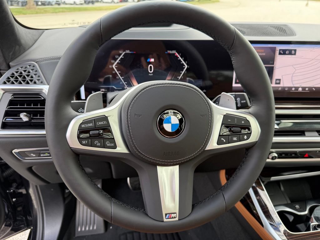 New 2027 BMW X7 xDrive40i w/ M Sport Package AWD/4WD image 15