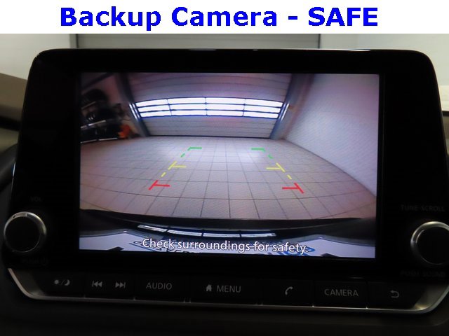 Used 2023 Nissan Rogue S image 5