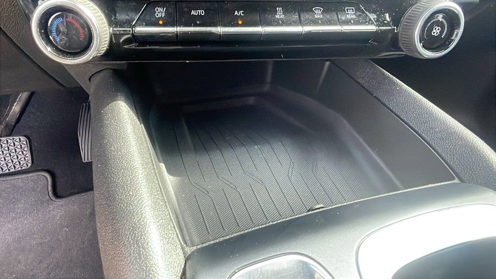 Used 2025 Chevrolet Equinox EV LT FWD image 17