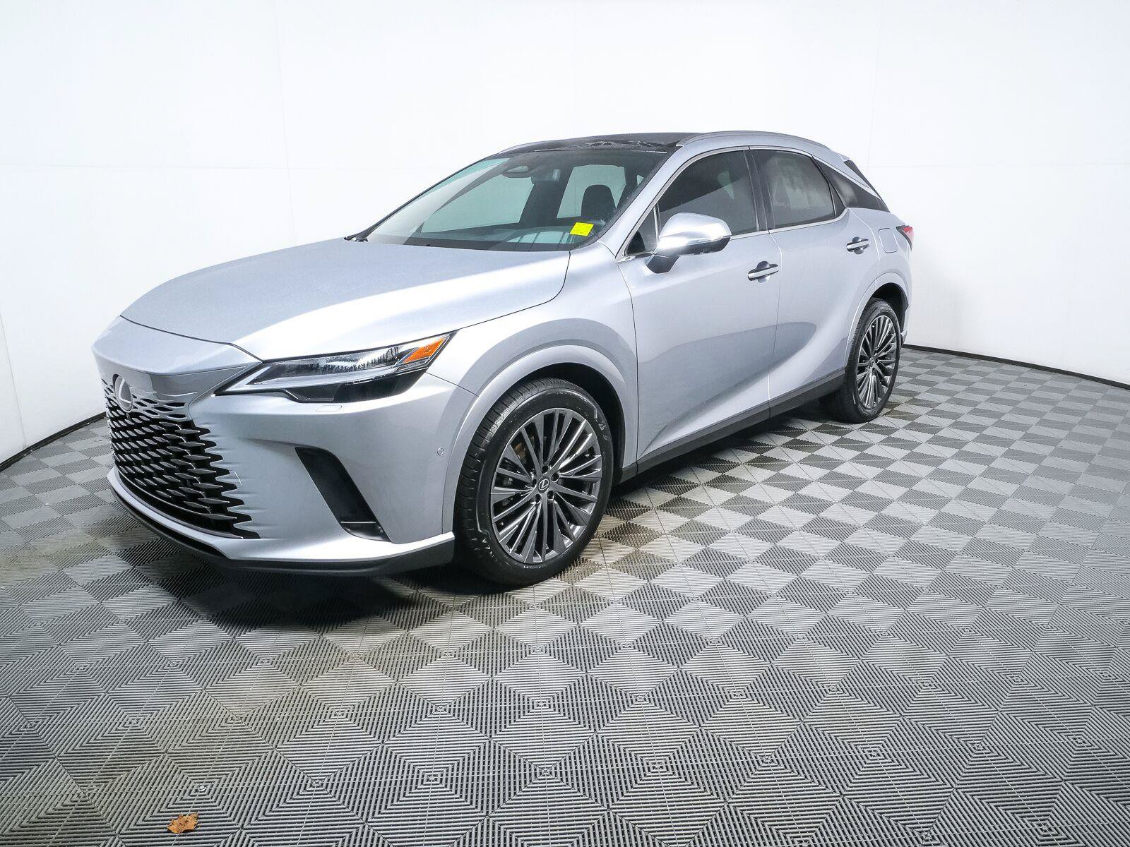 Used 2026 Lexus RX 450h AWD w/ Convenience Package image 27